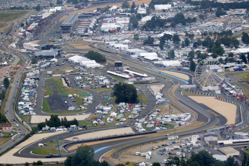 Illustration for article titled The 24 Hours Of Le Mans Is Unbelievable From The Air